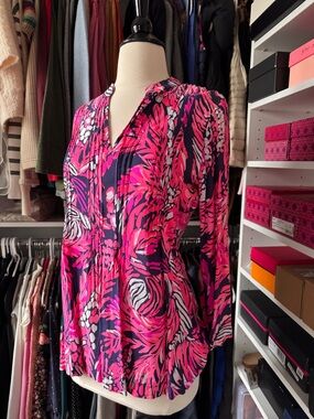 Lilly Pulitzer Pink & Navy Floral Top